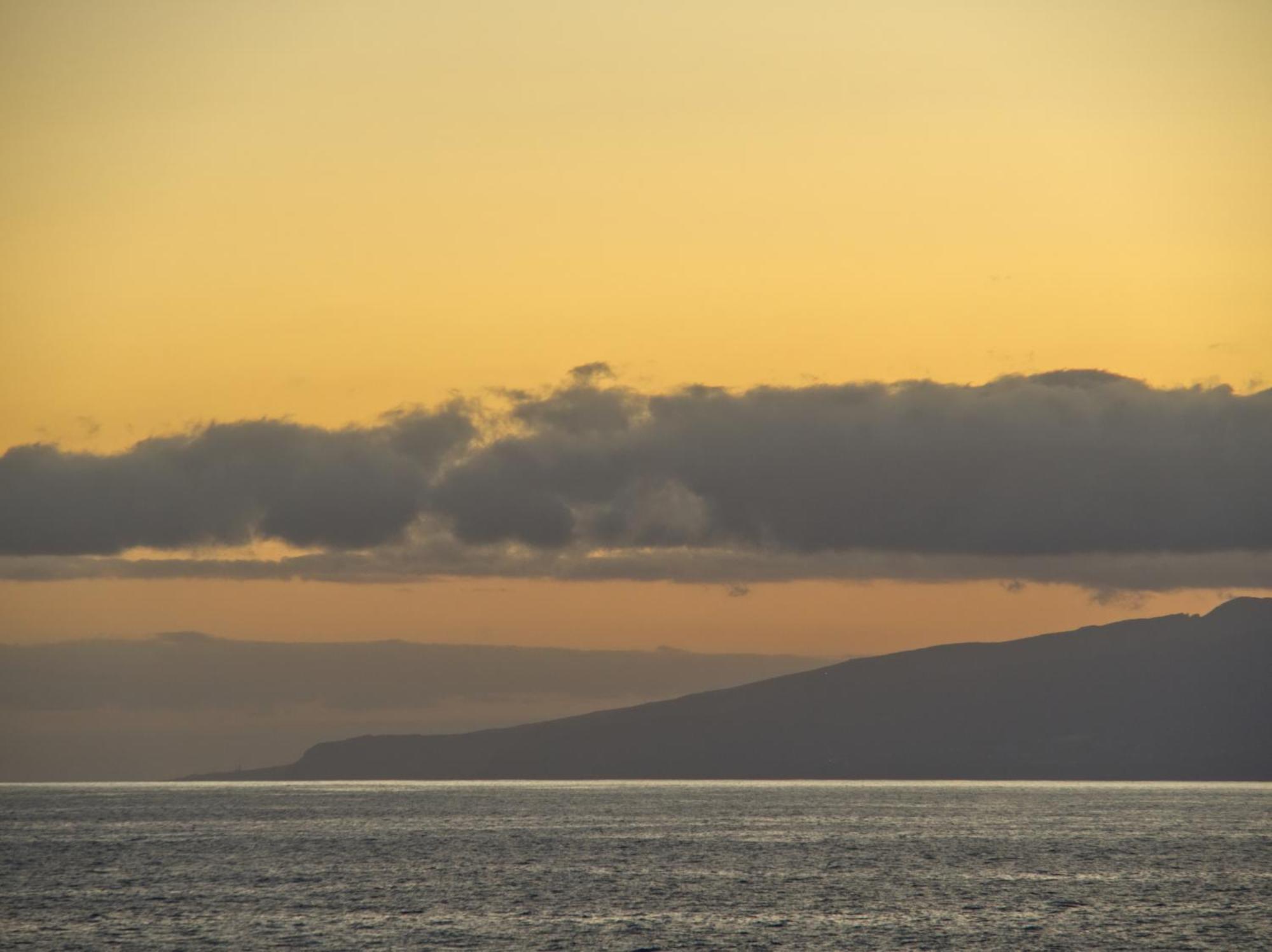 Alcavista - Ac, Fibre Net, 350m To Ocean, Garage, Tv Channels, Sunsets And La Gomera View From Balcony *