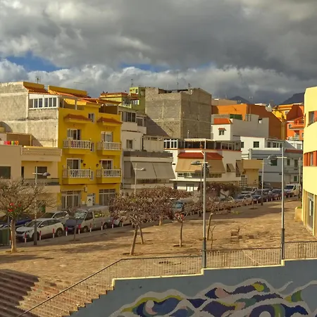Alcavista - Ac, Fibre Net, 350M To Ocean, Garage, Tv Channels, Sunsets And La Gomera View From Balcony Alcala  Exterior photo