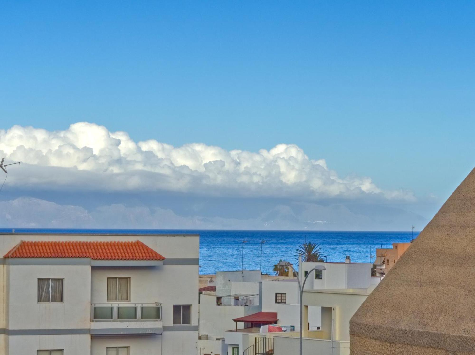 Alcavista - Ac, Fibre Net, 350m To Ocean, Garage, Tv Channels, Sunsets And La Gomera View From Balcony * Alcalá la Real